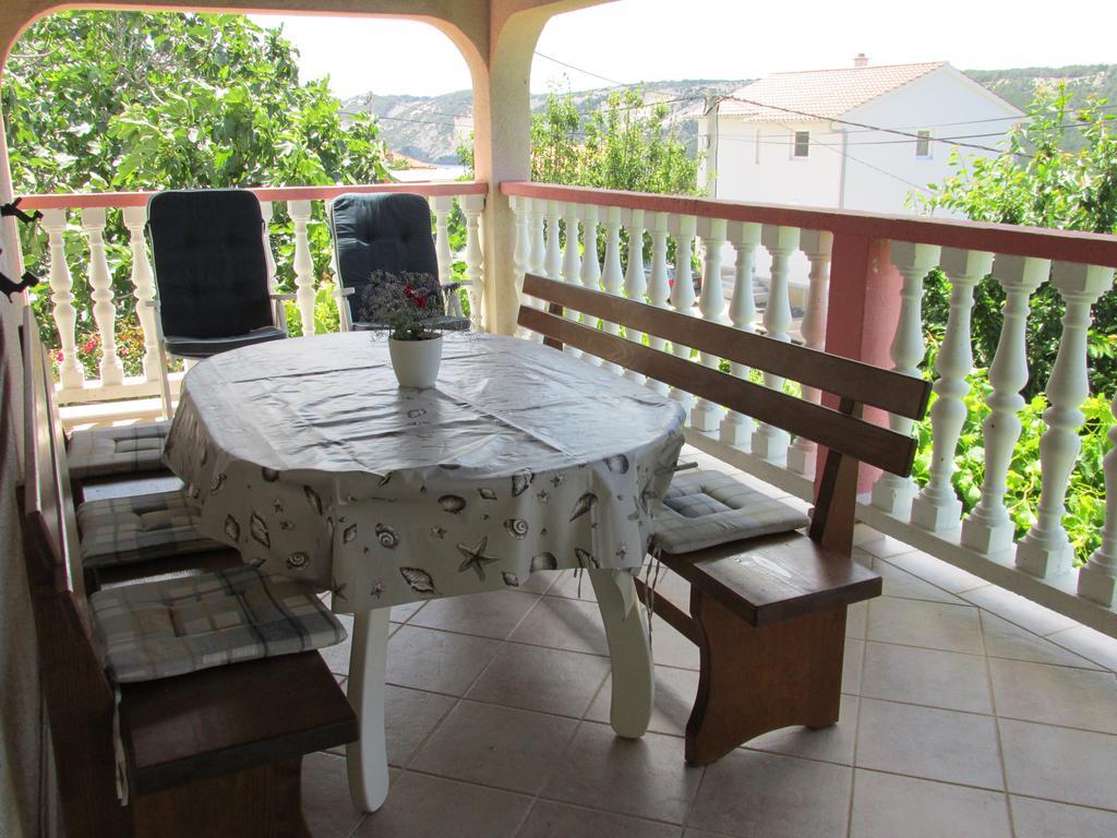 Apartmani Roza โลปาร์ ภายนอก รูปภาพ