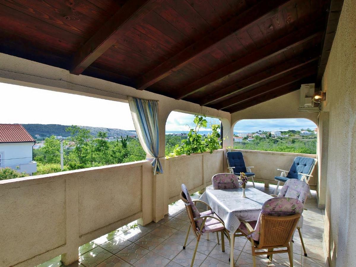 Apartmani Roza โลปาร์ ภายนอก รูปภาพ