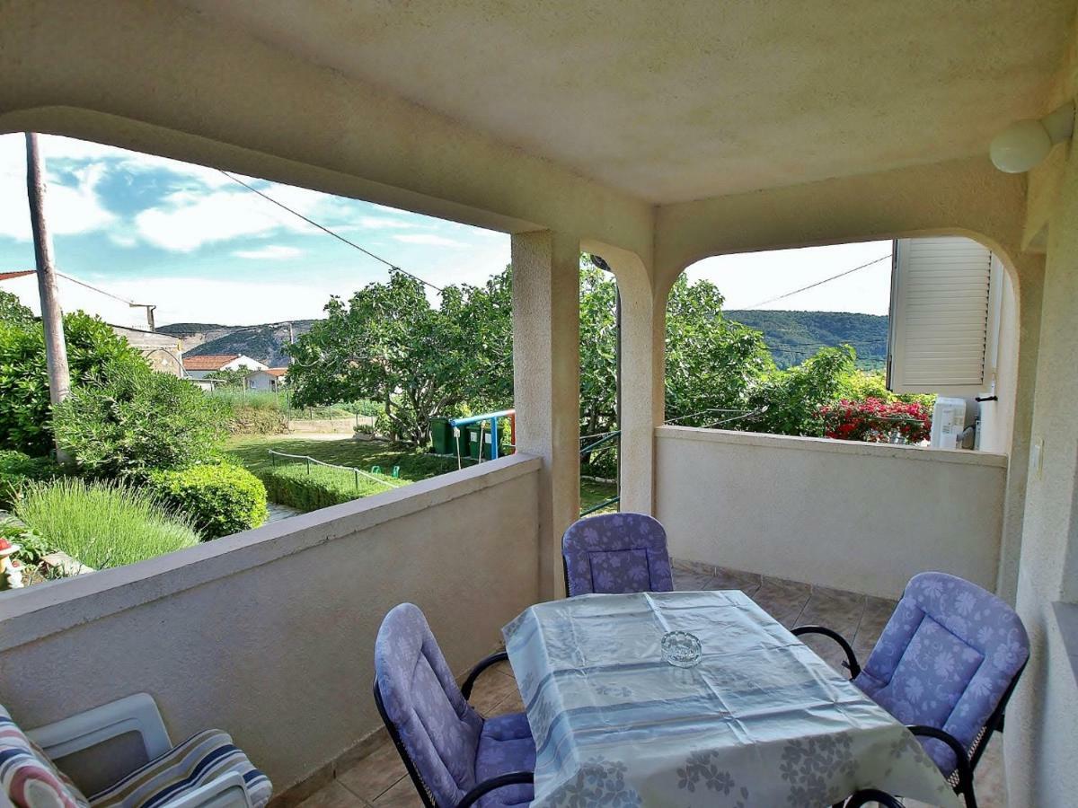 Apartmani Roza โลปาร์ ภายนอก รูปภาพ